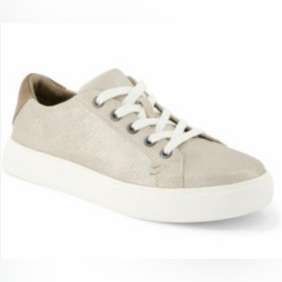 TOMS Kameron Lace-up Sneakers | NWOT | Sz 6.5 - Picture 2 of 7